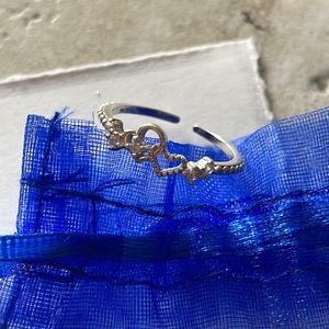 Sterling silver adjustable ring full of hearts